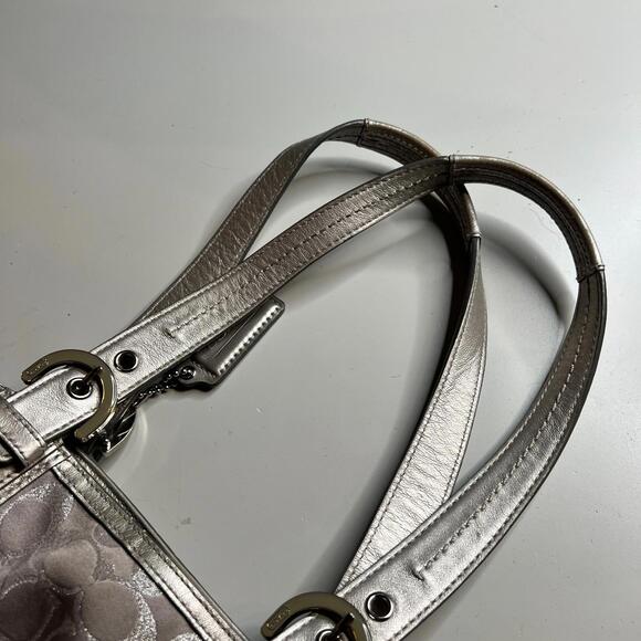 Coach Signature Metallic Silver Shoulder Bag Purse Tote L1193 - Picture 10 of 12